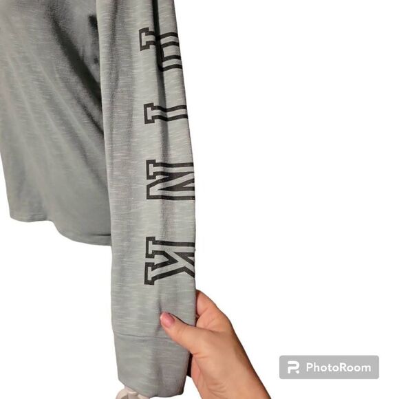 VICTORIA'S SECRET PINK PULL- OVER HOODIE LOGO ON SLEEVES, BACK, DOG ON FRONT- XS - Picture 6 of 7